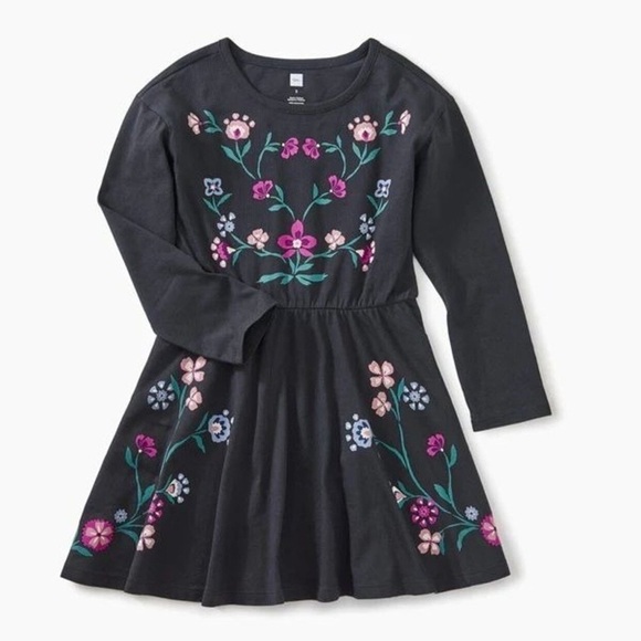 Tea Collection Other - Tea Collection Girls Black Nordic Floral Skater Dress - Size 4
